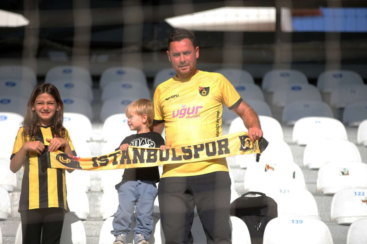 İstanbulspor’u Yalnız Bırakmadı: İki Çocuğuyla Kocaeli’den Muğla’ya Geldi 3
