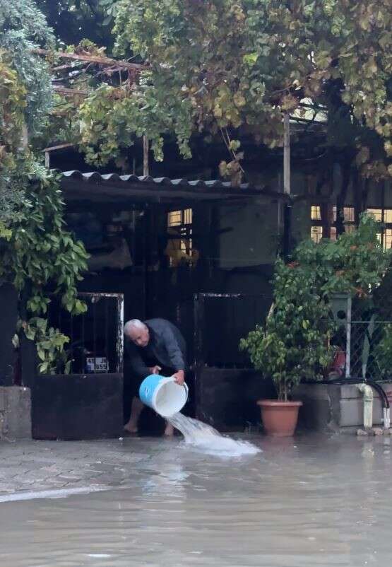 Fethiye’de Sağanak Hayatı Felç Etti: Evler, İş Yerleri ve Seralar Sular Altında 3