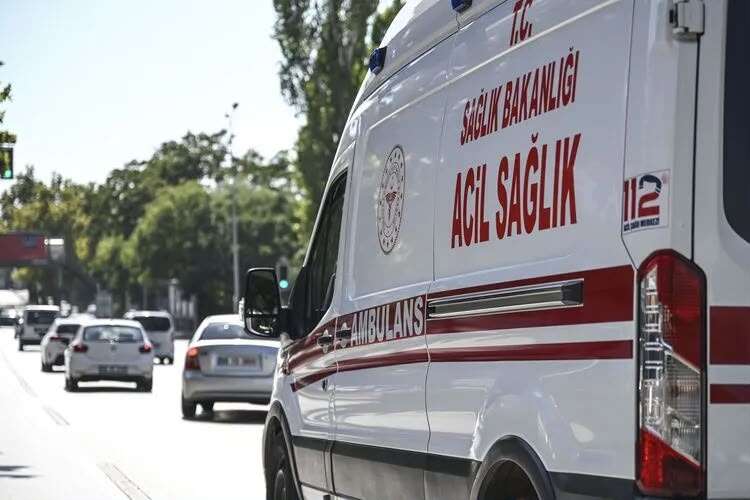 Muğla’da Otomobil ile Motosiklet Çarpıştı: 1 Kişi Yaralandı 1