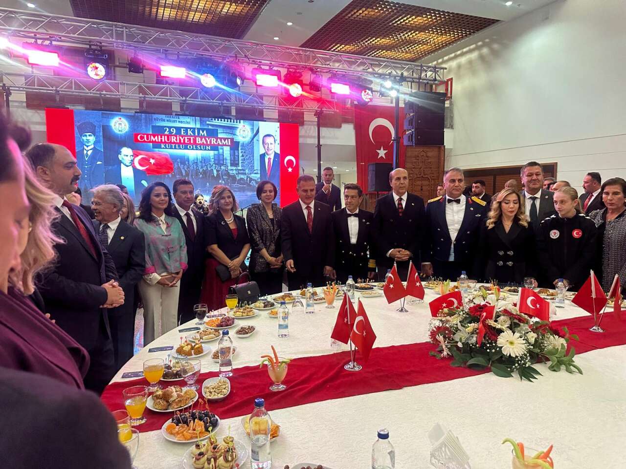 Muğla’da Cumhuriyet’in 103. Yılına Özel  Kabul Töreni: Gençlik Korosu Sahne Aldı 9