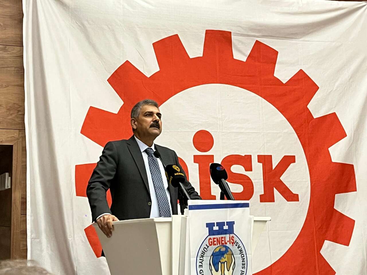 DİSK Genel-İş Muğla 2 No’lu Şube’de Heybet Özman Güven Tazeledi 2