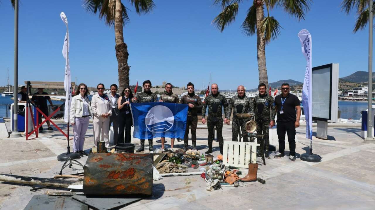 Bodrum Yaz Sezonuna Hazırlanıyor: Deniz Dibi Temizliği Kumbahçe’de Başladı