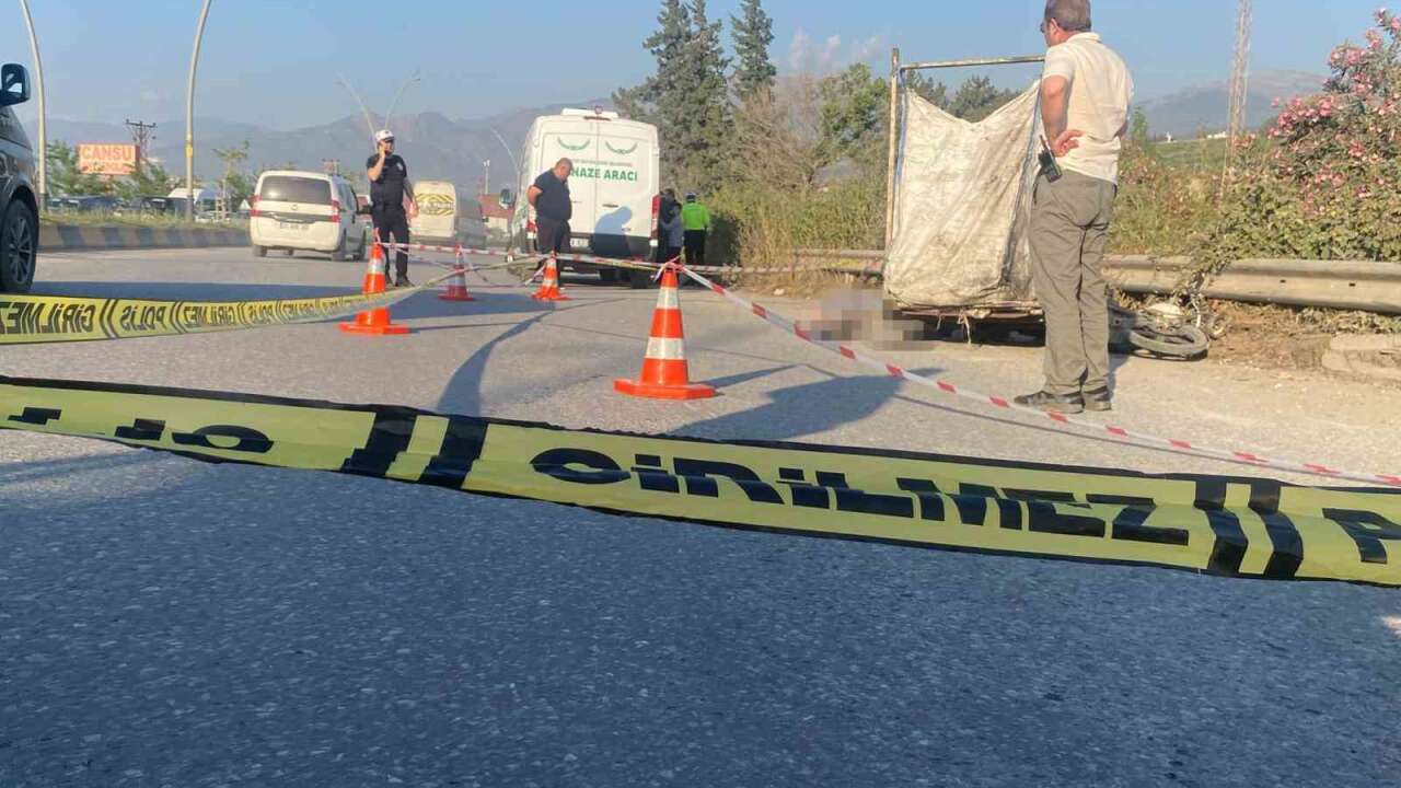Tırla Çarpışan Sepetli Motosikletin Sürücüsü Hayatını Kaybetti