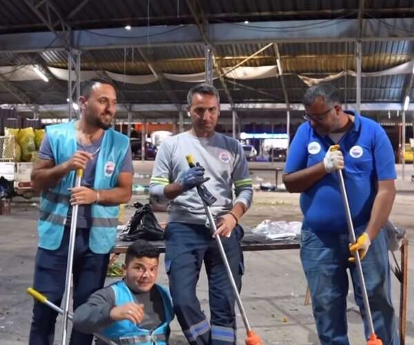 Dalaman Belediyesi Personellerinden Viral Akıma Eğlenceli Dokunuş