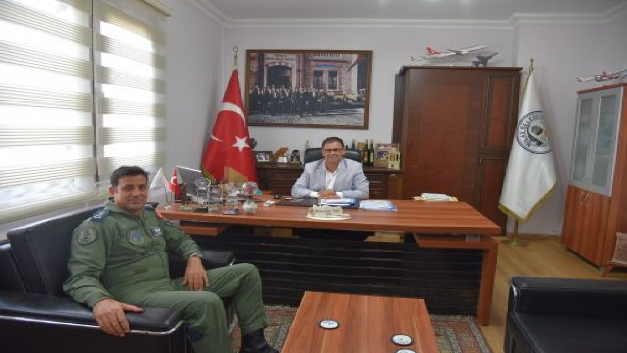Albay Erataç’tan Veda Ziyareti