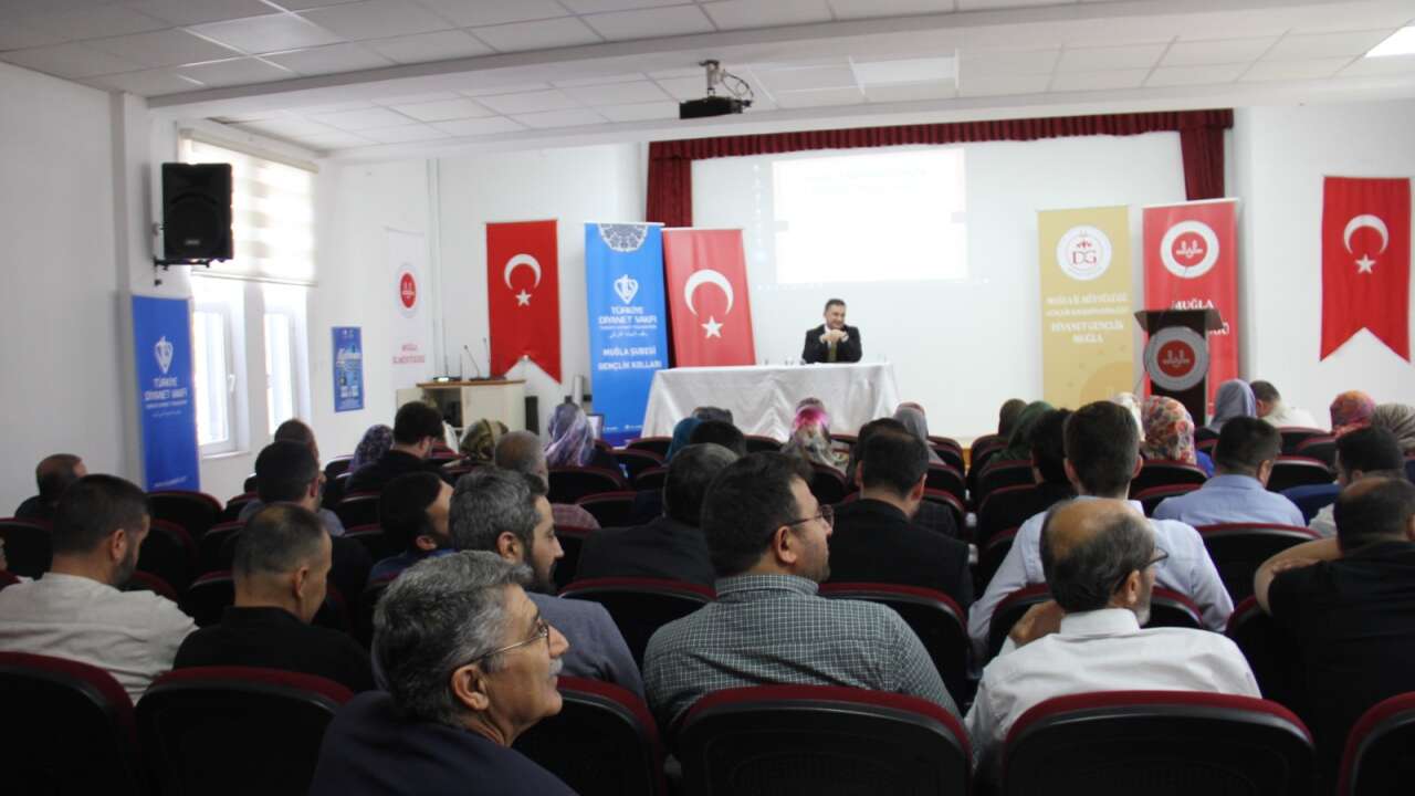 Muğla İl Müftülüğü’nde Gençlik Çalışmaları İstişare Toplantısı Düzenlendi