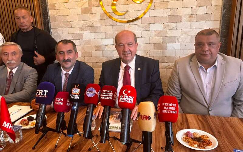KKTC Cumhurbaşkanı Ersin Tatar’dan MHP Fethiye’ye Ziyaret: “Kıbrıs Türkü Vefalıdır, Gazilerini Unutmaz”