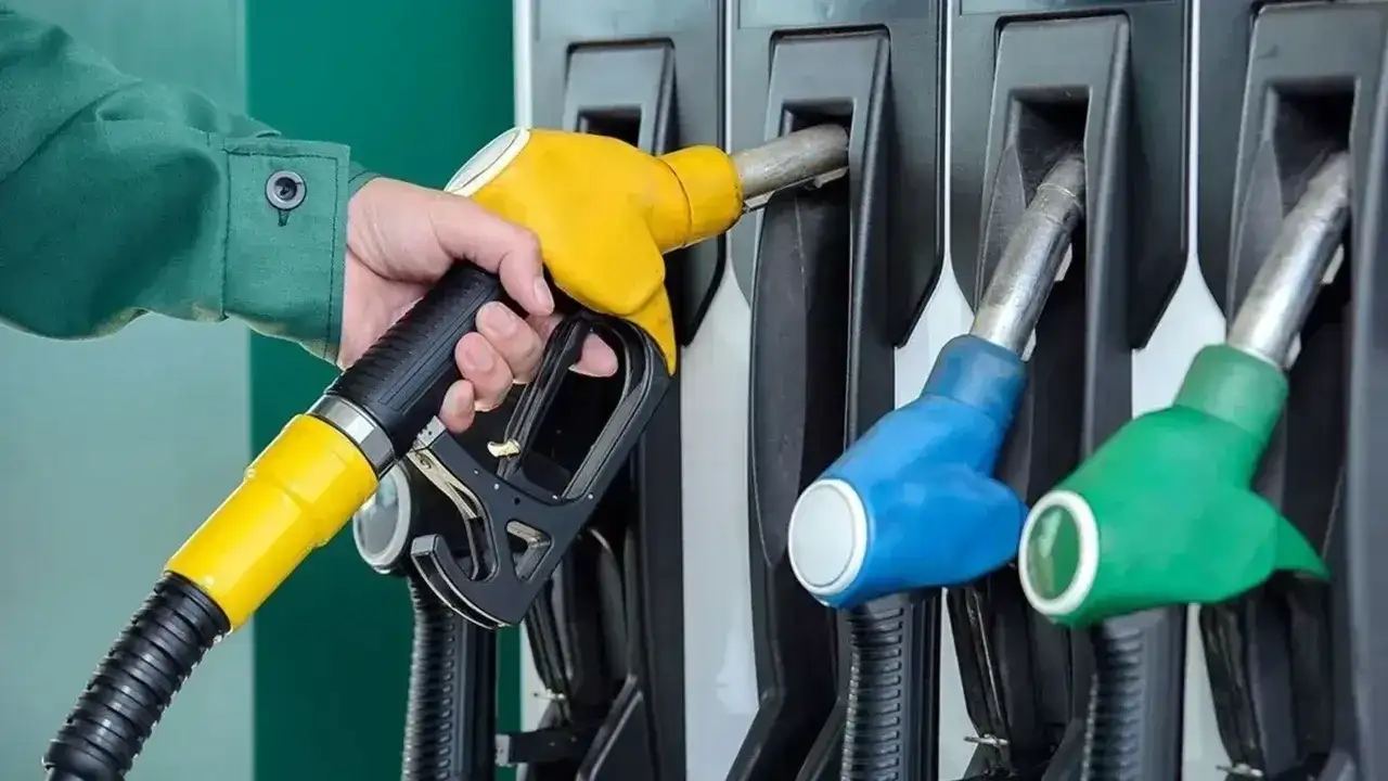 Motorinde Büyük İndirim Pompaya Yansıdı: Güncel Akaryakıt Fiyatları Açıklandı