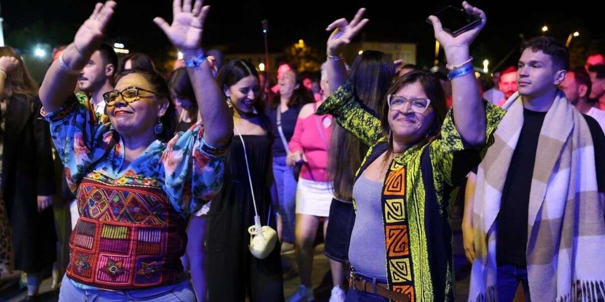 Marmaris’te Dans Tutkunları Latin Partisi'nde Coştu