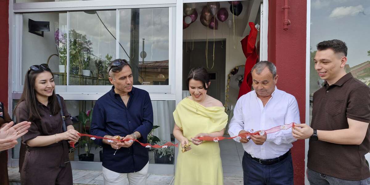Menteşe’de Yeni Bir Soluk: Manolya Organizasyon ve Çiçekçilik Hizmete Açıldı