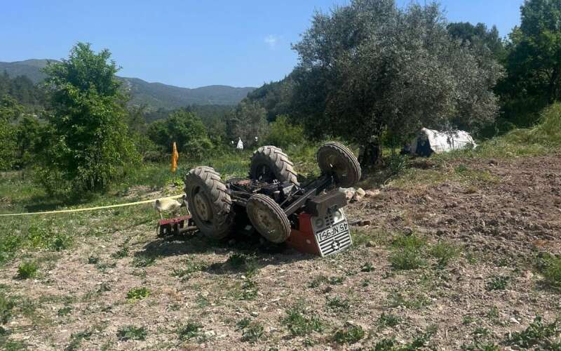 Tarlasını Sürerken Traktörün Altında Kaldı