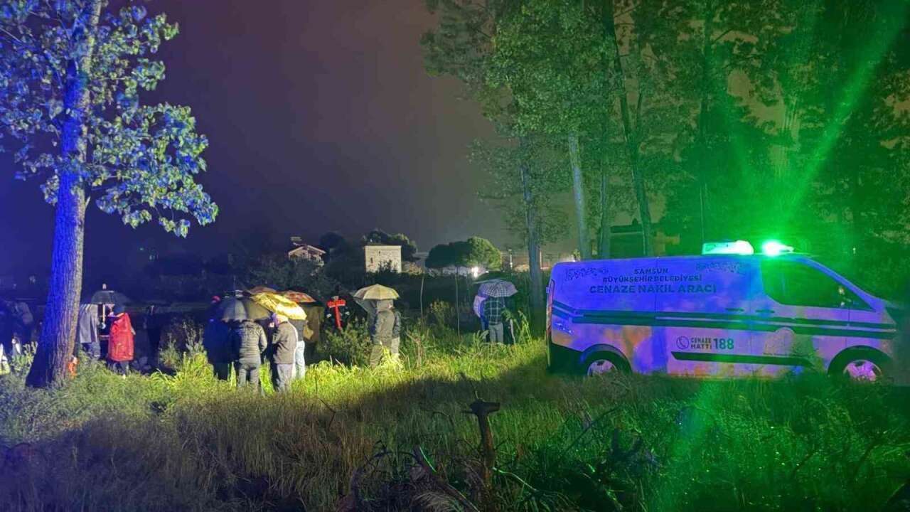 Yaşlı Kadın Irmak Kenarında Ölü Bulundu
