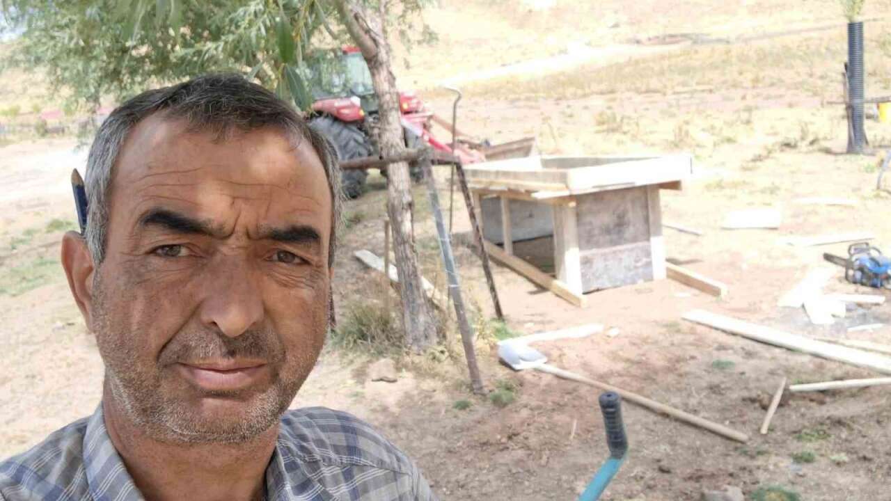 Traktör İle Tarım Aleti Arasında Sıkıştı: Hayatını Kaybetti