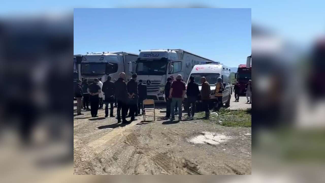 Hayvan Pazarına Giderken Dinlenme Tesisinde Acı Olay: Tır Şoförü Yeğenini Ölü Buldu