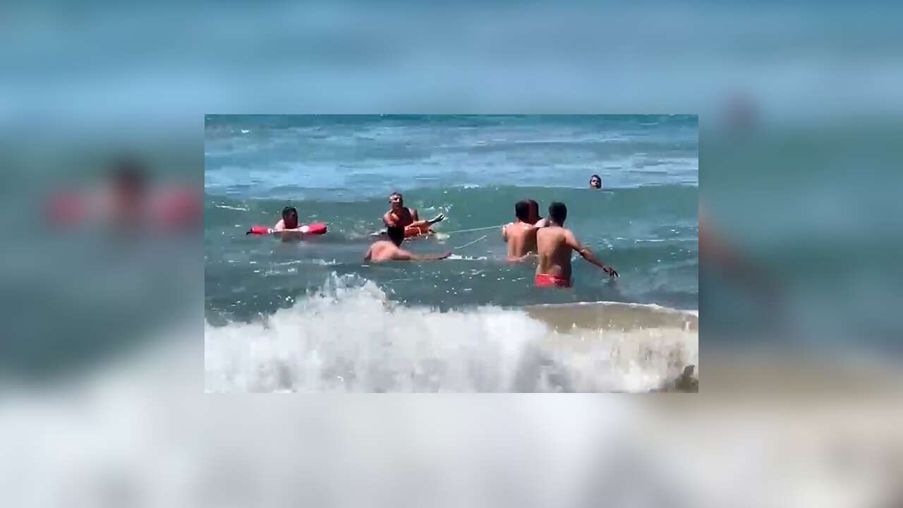 Serinlemek İçin Denize Giren Şahıs Boğulma Tehlikesi Geçirdi: Hastanede Hayatını Kaybetti