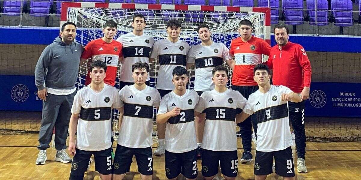 Kokpit Mesleki ve Teknik Anadolu Lisesi Hentbol Takımı Avrupa’da Sahne Alacak