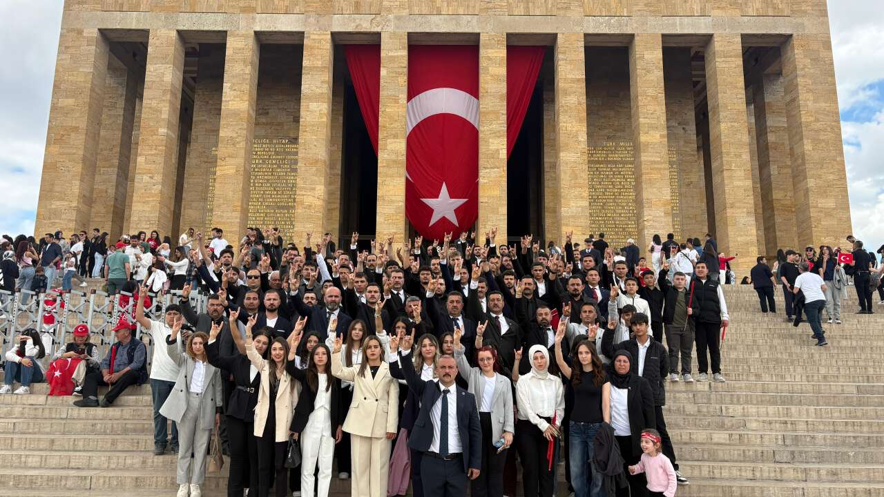 Ülkü Ocakları Muğla Teşkilatı 19 Mayıs’ta Ankara’da Türk Gençliği Kurultayı’na Katıldı