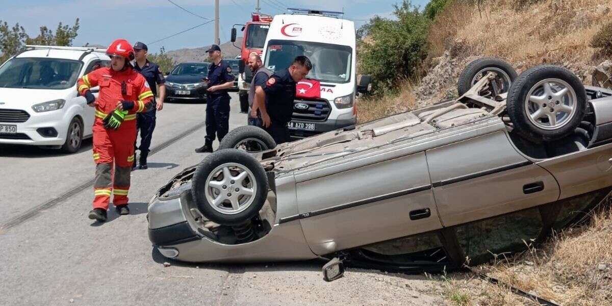 Muğla’da Otomobil Takla Attı