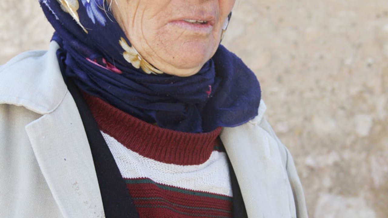 Alzheimer hastası yangında hayatını kaybetti