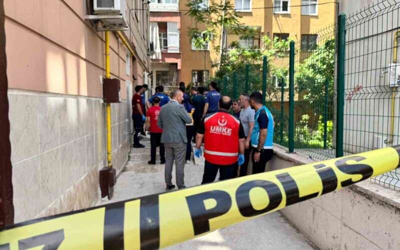 Bayram Temizliği Yaparken Düşen Kadın Hayatını Kaybetti