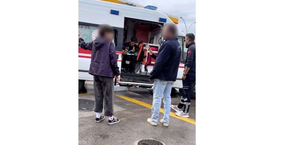 Bodrum’da Akaryakıt İstasyonunda Kaza: Otomobilin Çarptığı Yaya Yaralandı