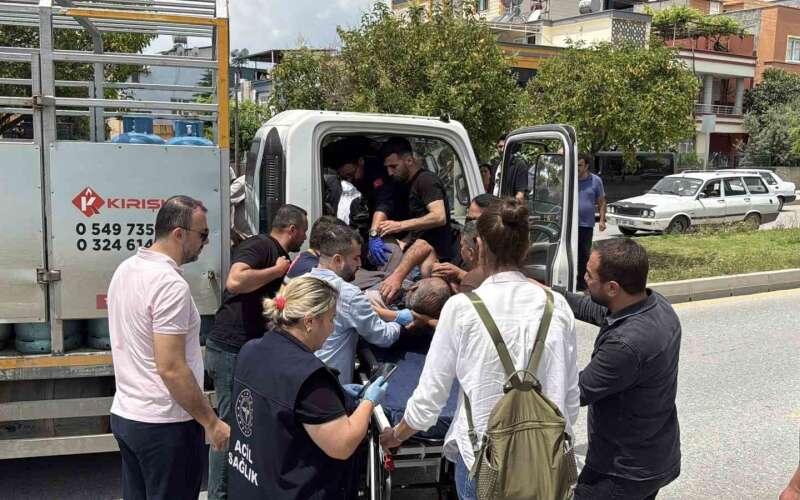 Minibüs Şoförüyle Tartıştı, 50 Metre Sonra Can Verdi