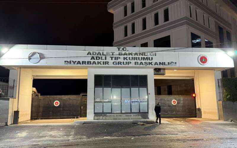 Kurşun Yağmurunda 1 Kişi Hayatını Kaybetti
