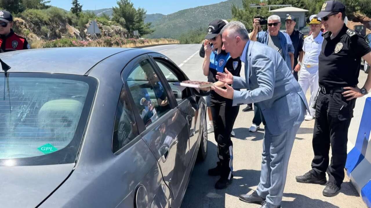 Bodrum’da Bayram Yoğunluğu: İlçeye 150 Bin Araç Giriş Yaptı