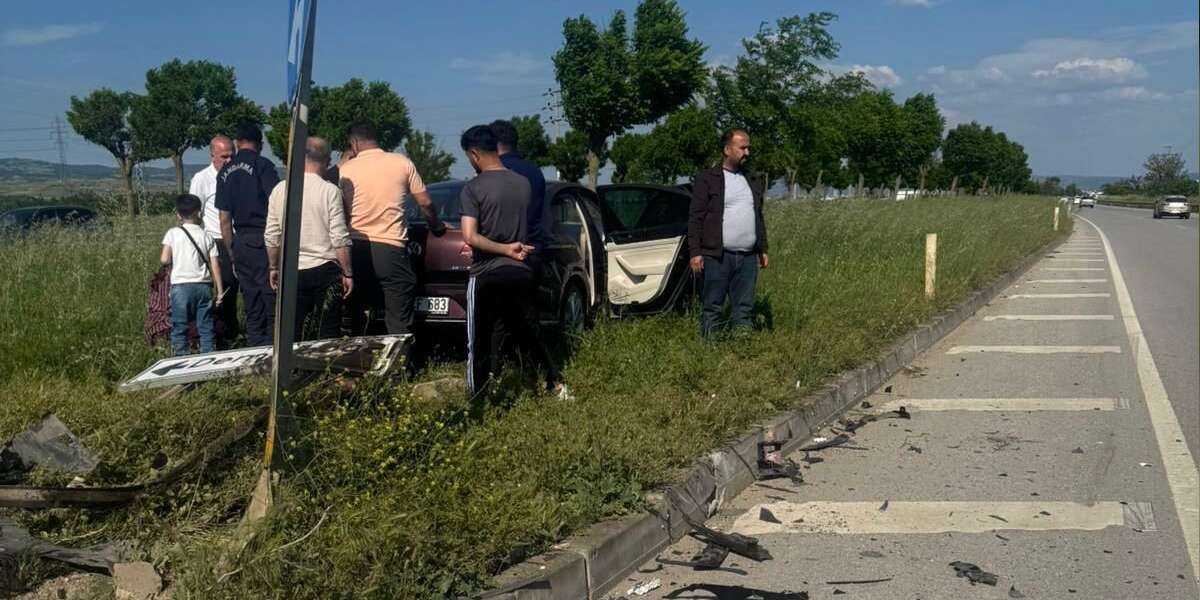 Belediye Başkanı Trafik Kazası Geçirdi