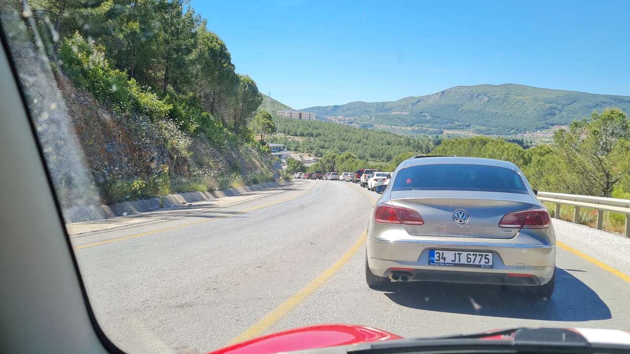 Muğla’da Bayram Dönüşü Trafiği: Devrant Kapatıldı, Alternatif Güzergâh Devrede