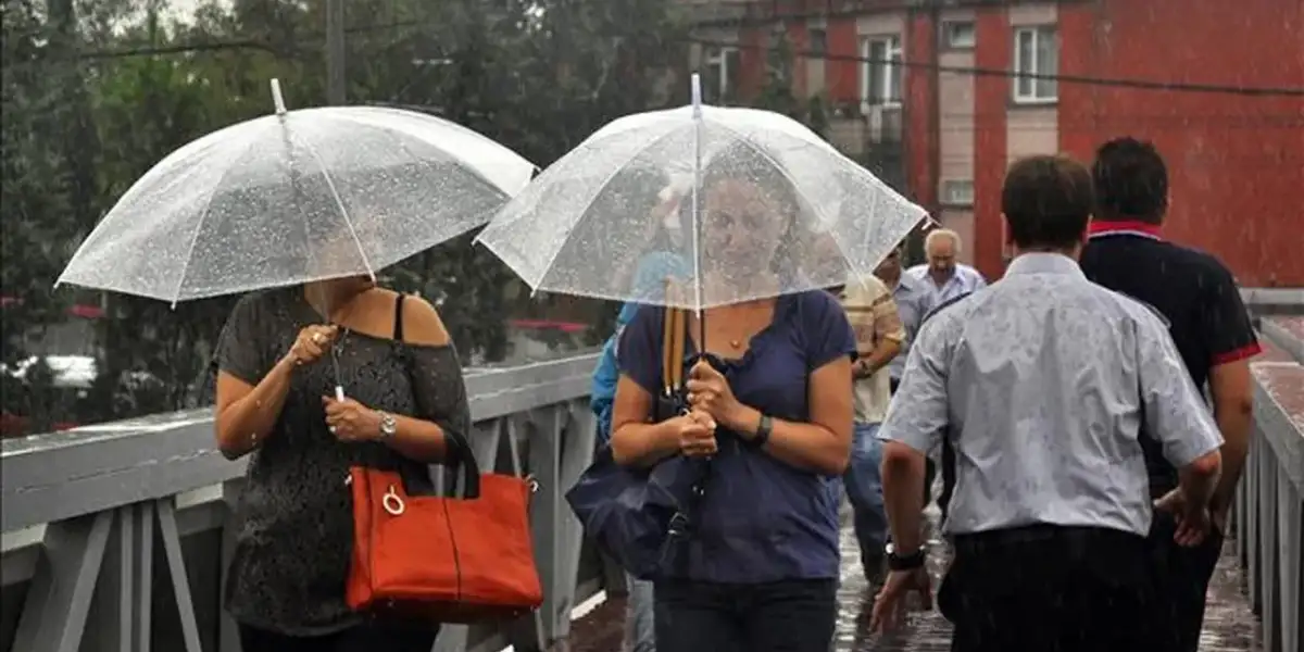 Meteoroloji Tarih Verdi: Sağanak ve Sıcaklık Yükselişi Bir Arada