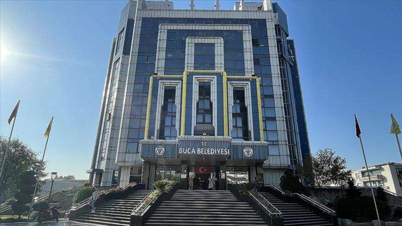 Buca Belediyesi’ne Rüşvet Operasyonu: Başkan Görkem Duman Gözaltına Alındı