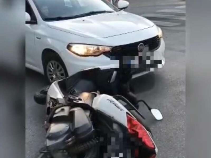 Muğla'da Şerit İhlali Kazaya Neden Oldu: Motosiklet Sürücüsü Yaralandı