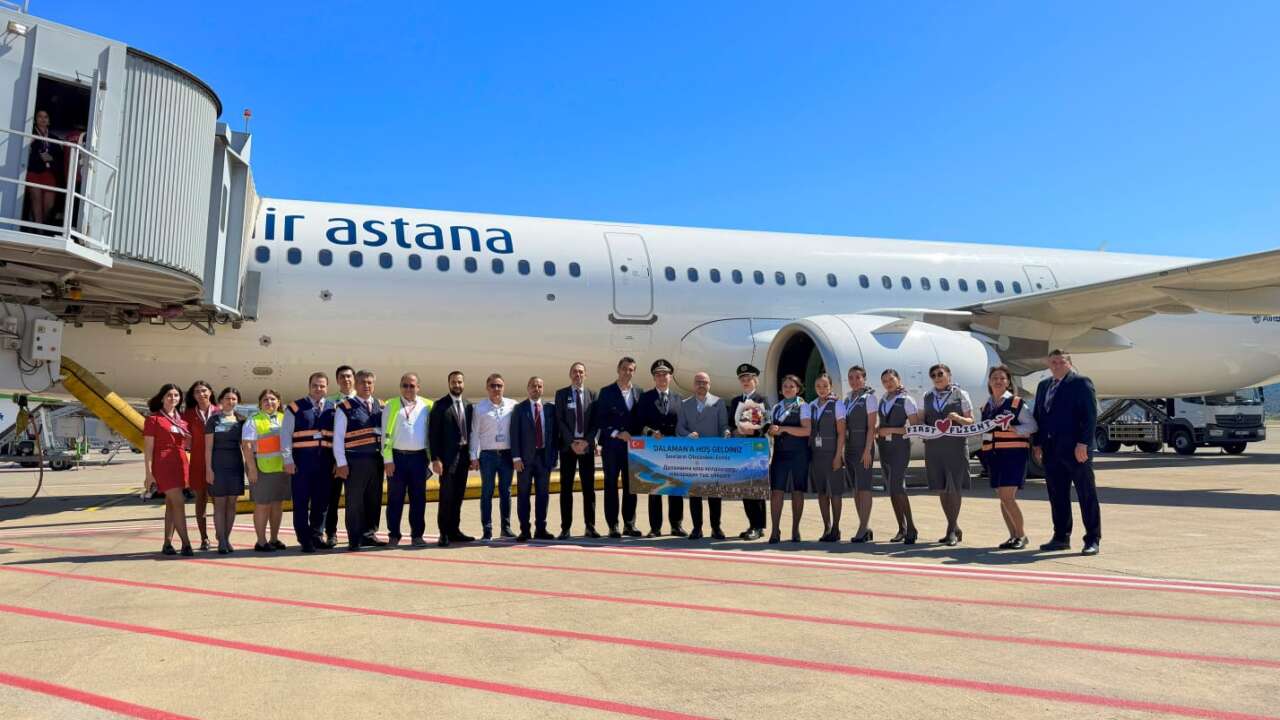Kazakistan’dan Dalaman’a İlk Uçuş Törenle Karşılandı