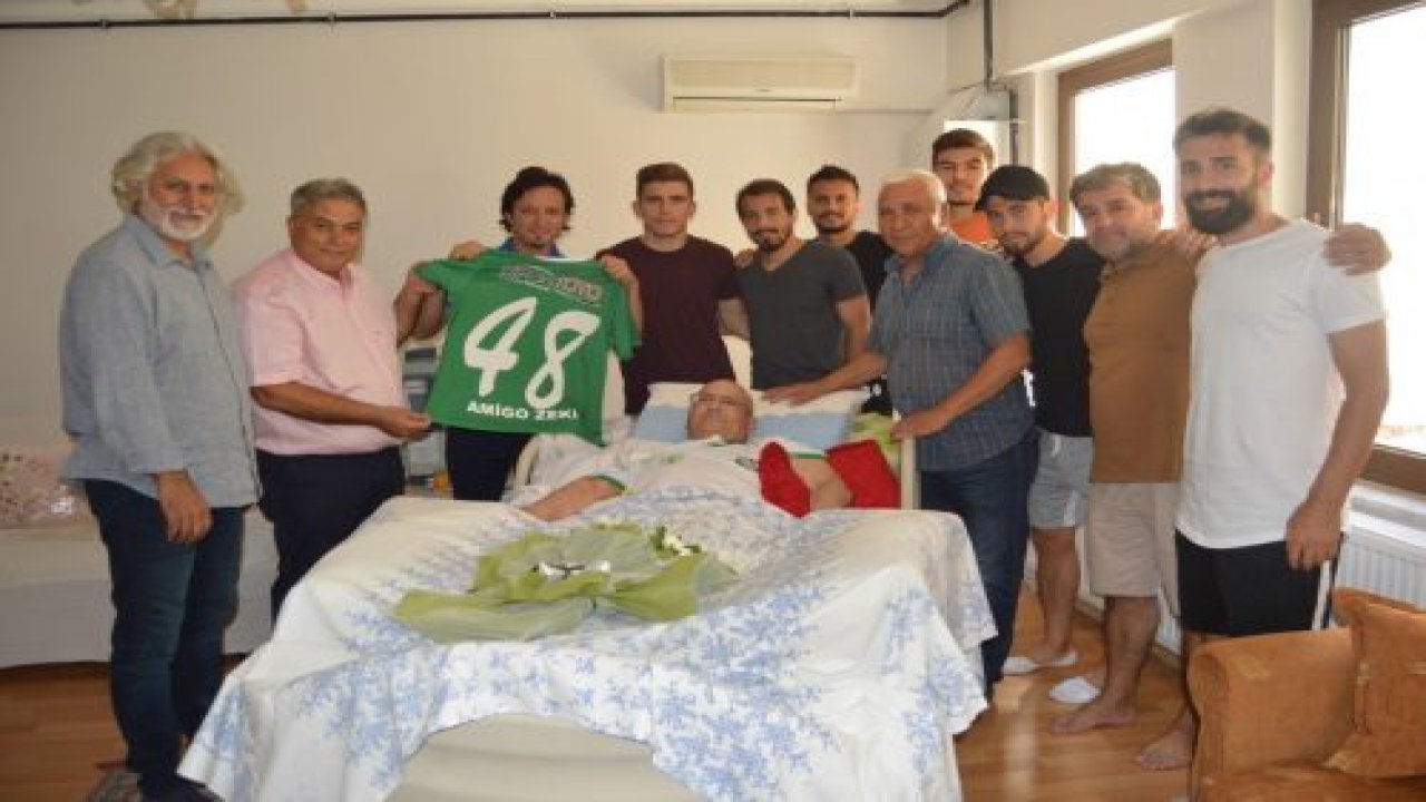 Muğlaspor Heyetinden Zoti Zeki Abi’ye Ziyaret