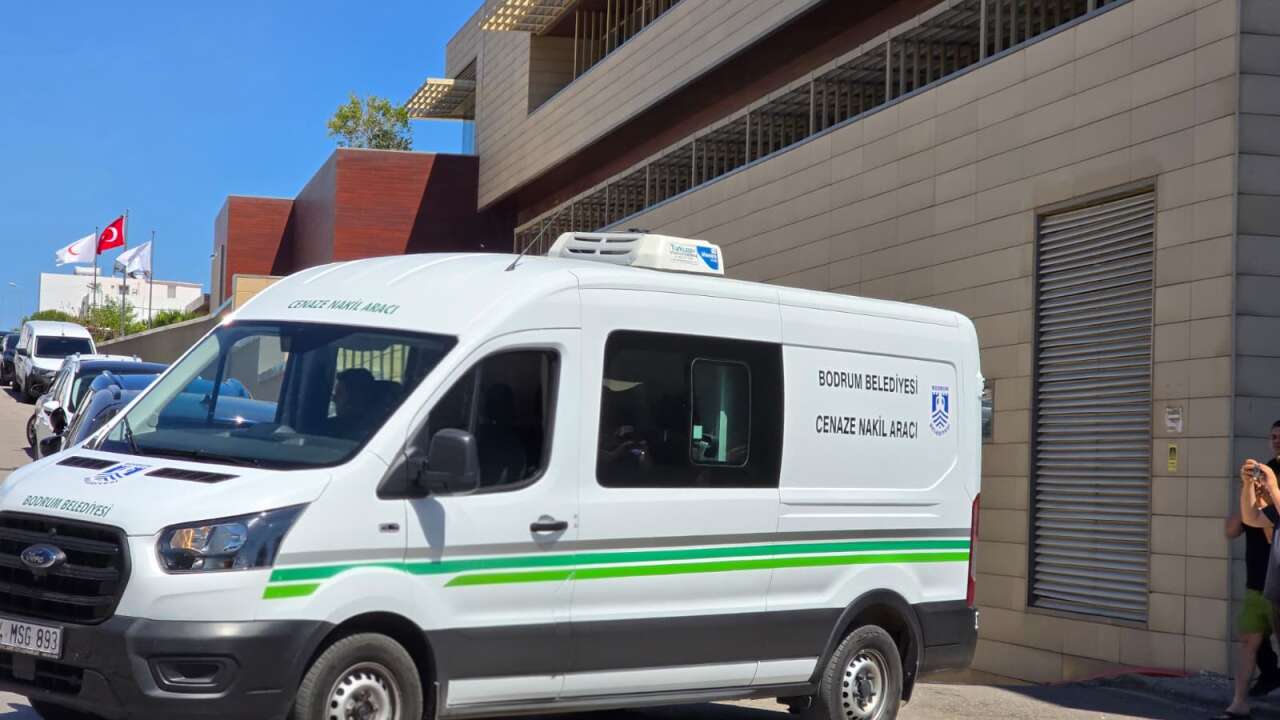 Reha Muhtar Son Yolculuğuna Uğurlanmak Üzere İstanbul’a Gönderildi
