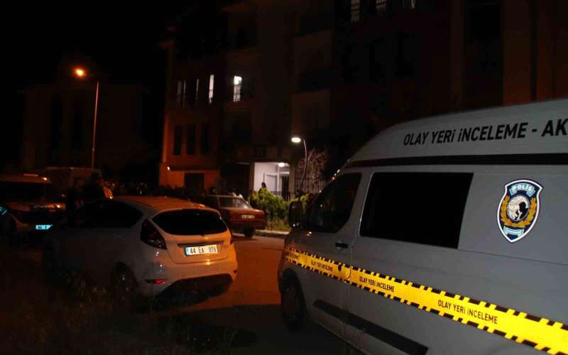 Evdeki Yoğun Gaz Kokusu Dikkat Çekti: İki Çocuk Annesi Ölü Bulundu