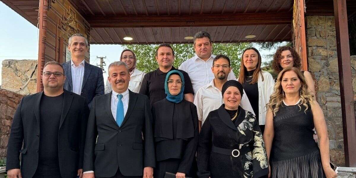 Muğla Eğitim ve Araştırma Hastanesi’nde Geleneksel Sağlık Balosu Coşkusu