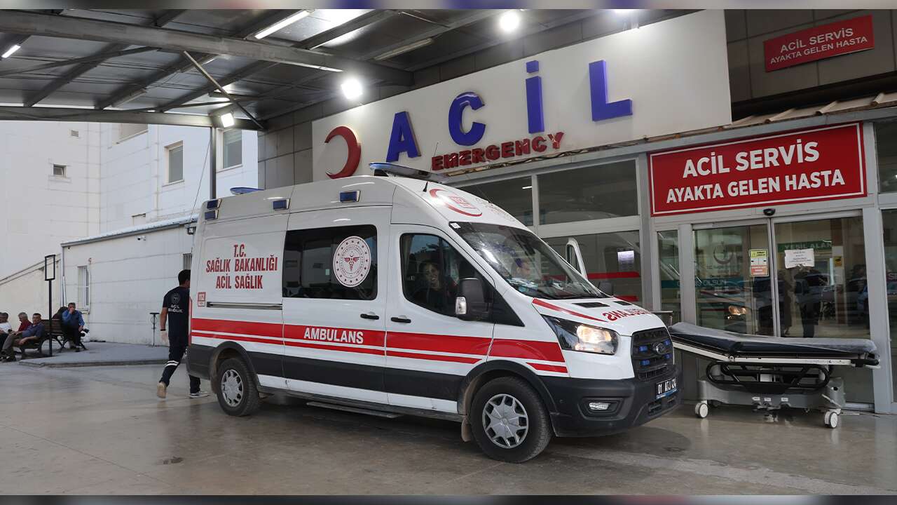 Kız Alıp Verme Husumeti Kanlı Bitti: Baba Ve Oğlu *ldürüldü