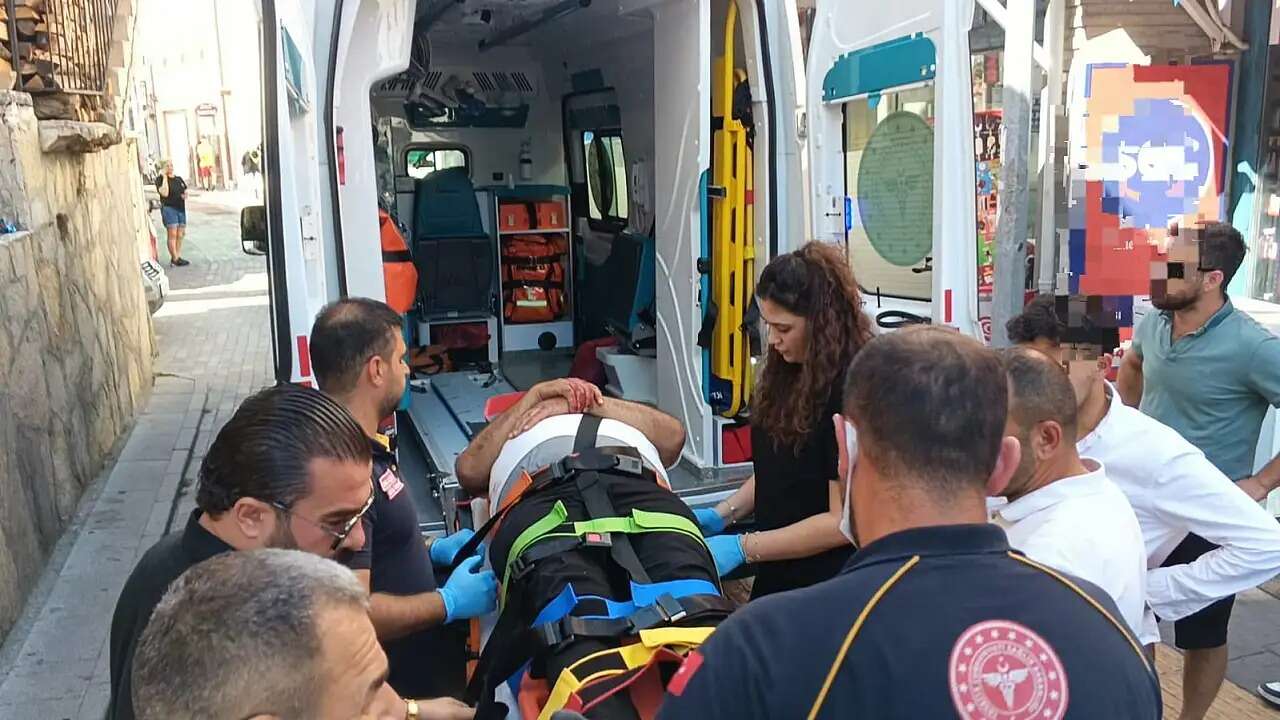Muğla'da Motosiklet Kazası: Sürücü Başından Yarala