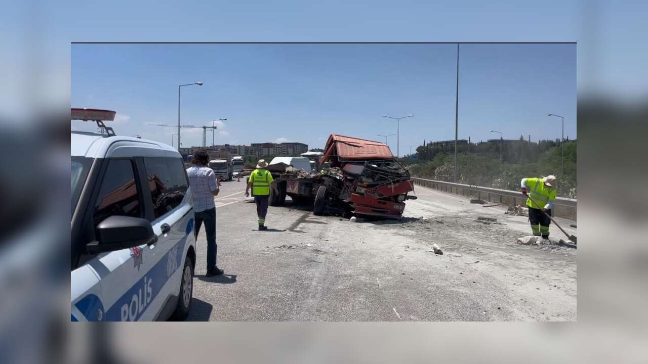 Otobandaki Korkunç Kazada Hayatını Kaybeden Sürücü