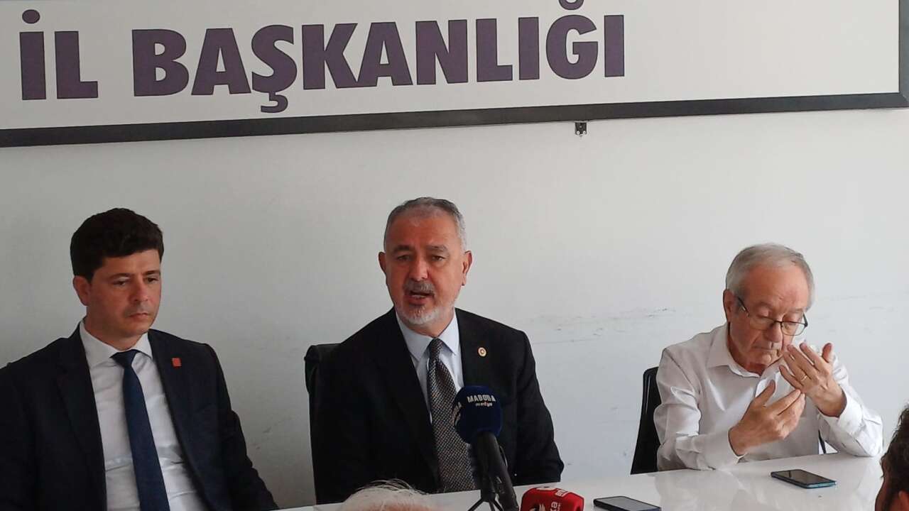 CHP’de Parti Meclisi İstifaları Gündemde: Cumhur Uzun’dan Önemli Açıklama