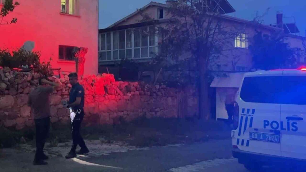 Tabancayla Evine Ateş Açtı, Kadın ve Çocukları KADES Çağrısı İle Polis Kurtardı
