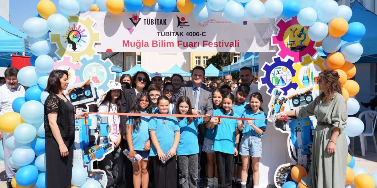 Muğla’da TÜBİTAK 4006-C Bilim Fuarı Başladı: 50 Proje Sergileniyor