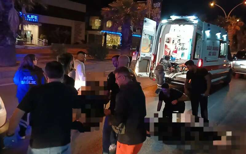Muğla'da Takla  Atan Otomobil Hurdaya Döndü Yaralılar Var