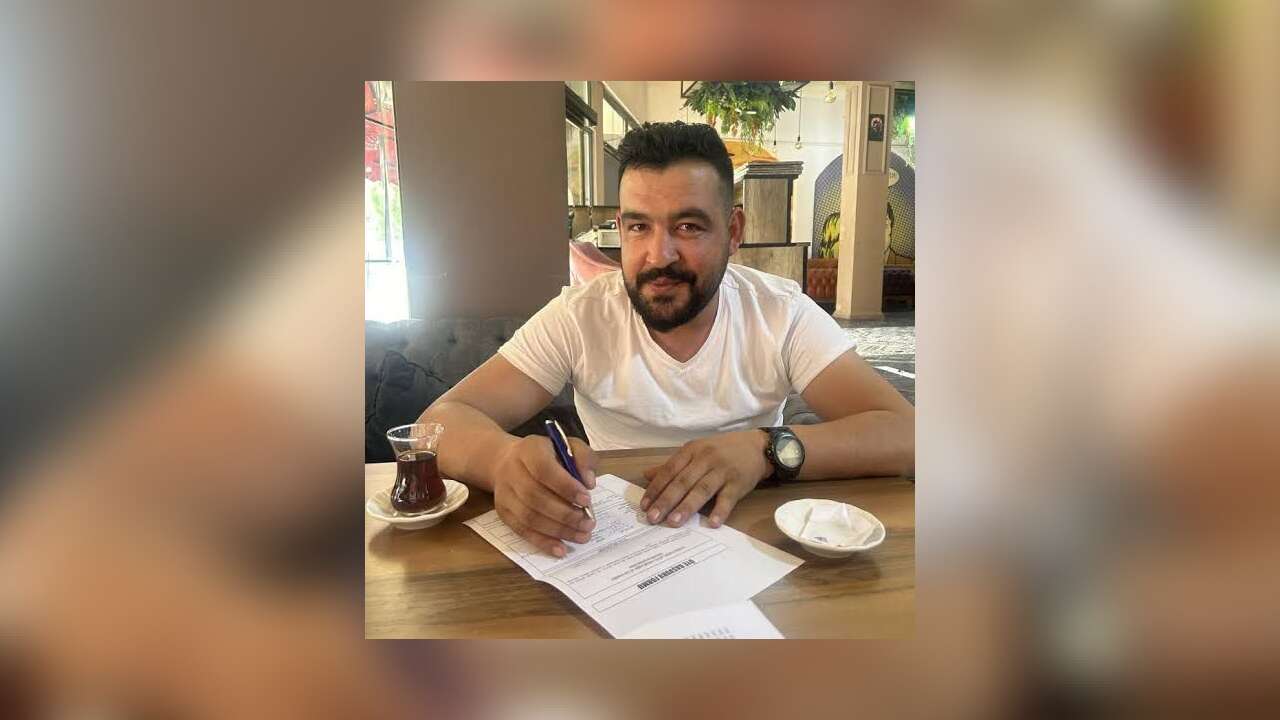 Kazada Hurdaya Dönen Otomobilin Sürücüsü Hastanede Hayatını Kaybetti