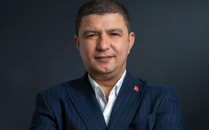CHP’de İstifa Dalgası Büyüyor: Cemil Tugay’ın Ardından Hayati Dokuroğlu da Ayrıldı