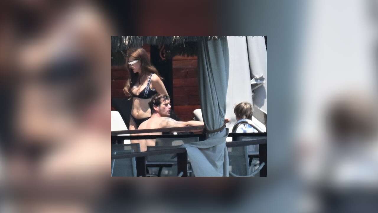 Bodrum’da Gözlerden Kaçmadı: Ünlü Oyuncu Kıvanç Tatlıtuğ Ailesiyle Tatilde