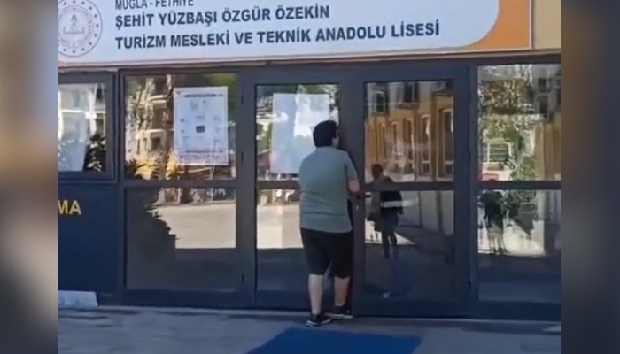 Muğla'da YKS'ye Saniyelerle Geç Kalan Öğrenci Yürekleri Burktu