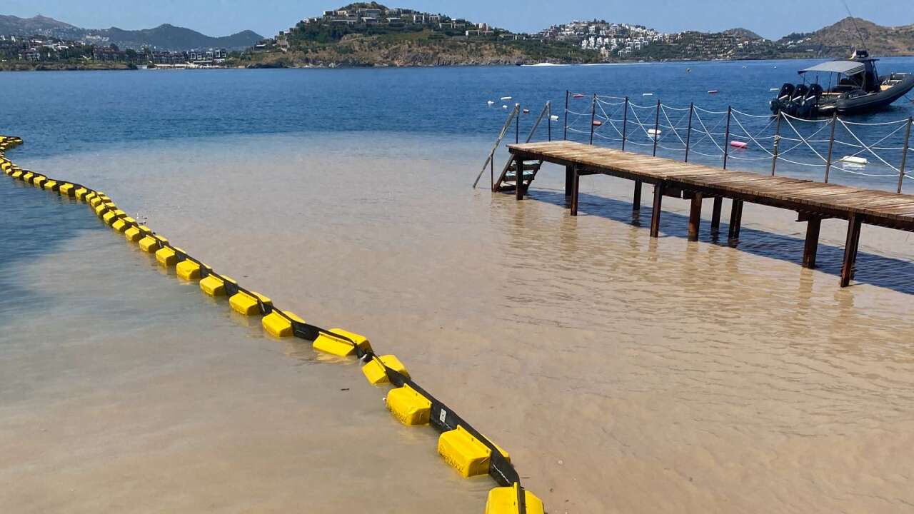 Turizm Cenneti Bodrum'da Çevre Alarmı! Denize Ulaşan Sular Tepki Çekti